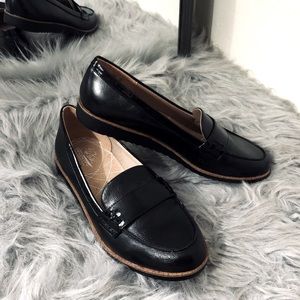 NWOT LifeStride Velocity Memory Foam Zee Loafer